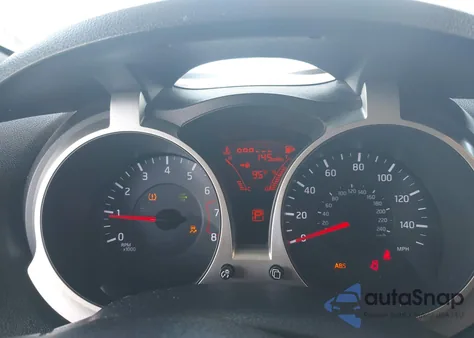 2014 Nissan Juke Sv z USA, uszkodzony, nr VIN JN8AF5MV3ET360248